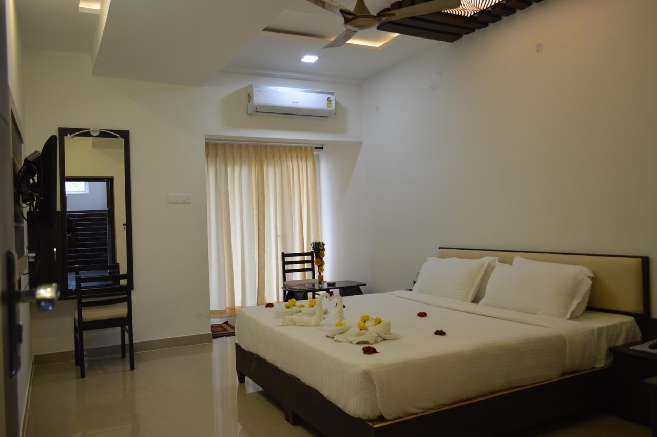 Hotel Ambai Grand Ambāsamudram Exteriér fotografie