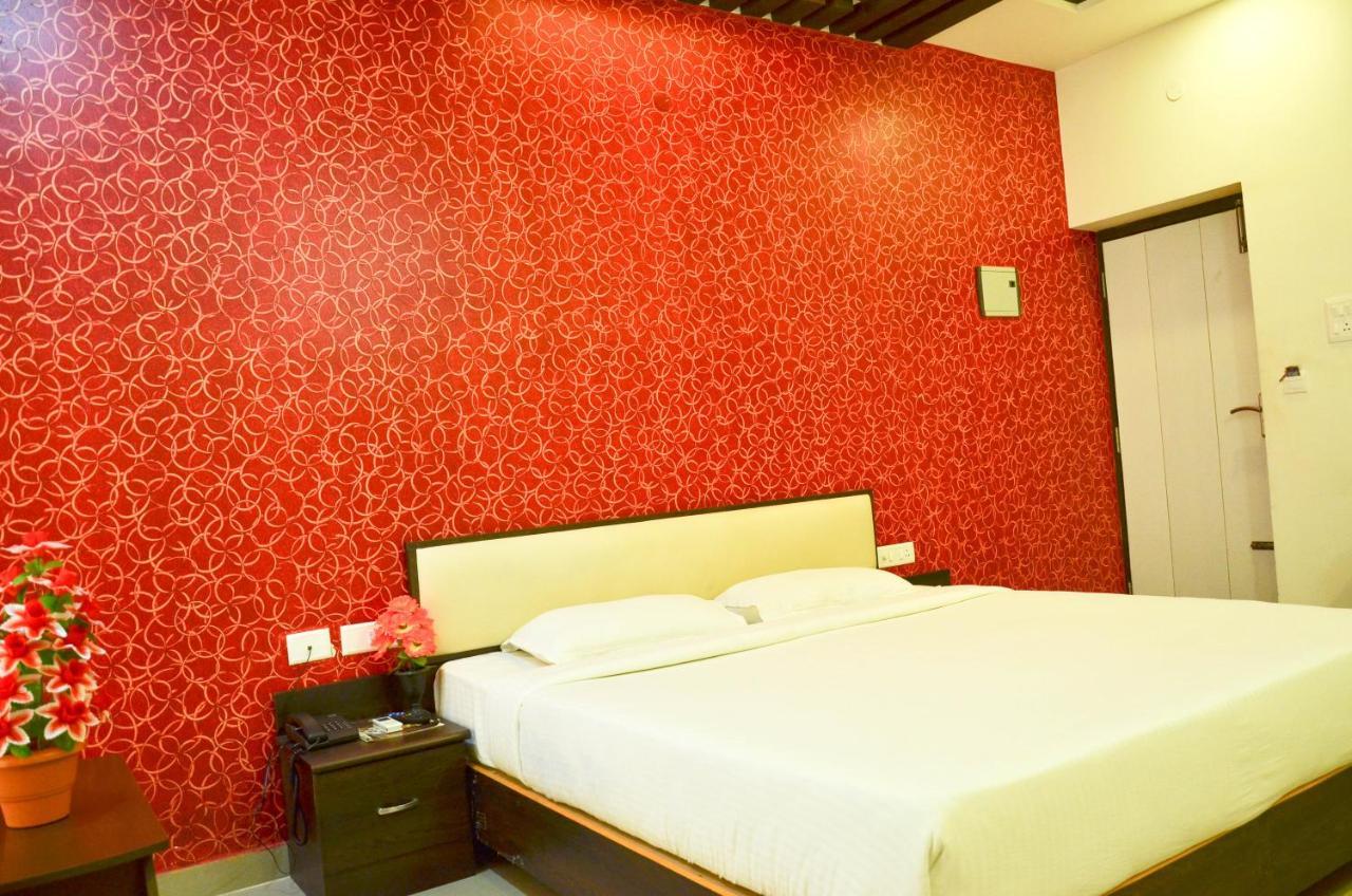 Hotel Ambai Grand Ambāsamudram Exteriér fotografie
